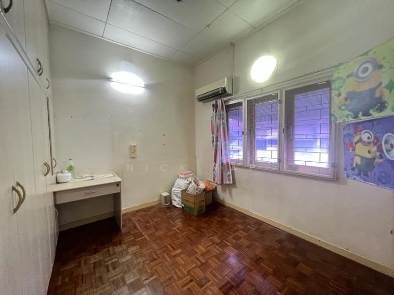 Bungalow House untuk Dijual di Taman Cheras (Cheras) - Nick Yap - Bedroom - PropertyGuru.com.my