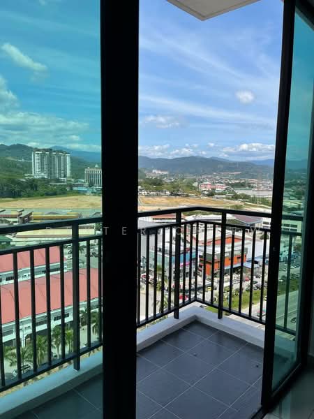 Kediaman Servis untuk Dijual di V-Residensi 5 - Dexter Chiew - Balcony - PropertyGuru.com.my