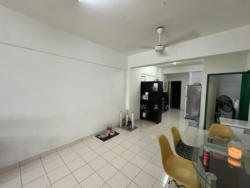 Apartment for Sale at Mandy Villa - John Kwan - Living Room - PropertyGuru.com.my