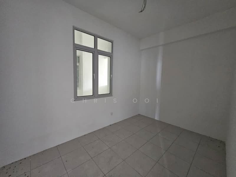 Condominium for Sale at 10 Island Resort - Chris Ooi - Interior - PropertyGuru.com.my