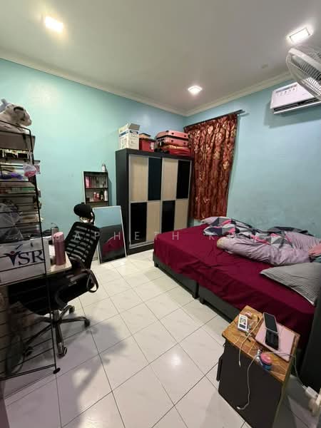 Rumah Teres 1-Tingkat untuk Dijual di Taman Puteri Wangsa (Ulu Tiram) - Japheth Koh - Bedroom - PropertyGuru.com.my