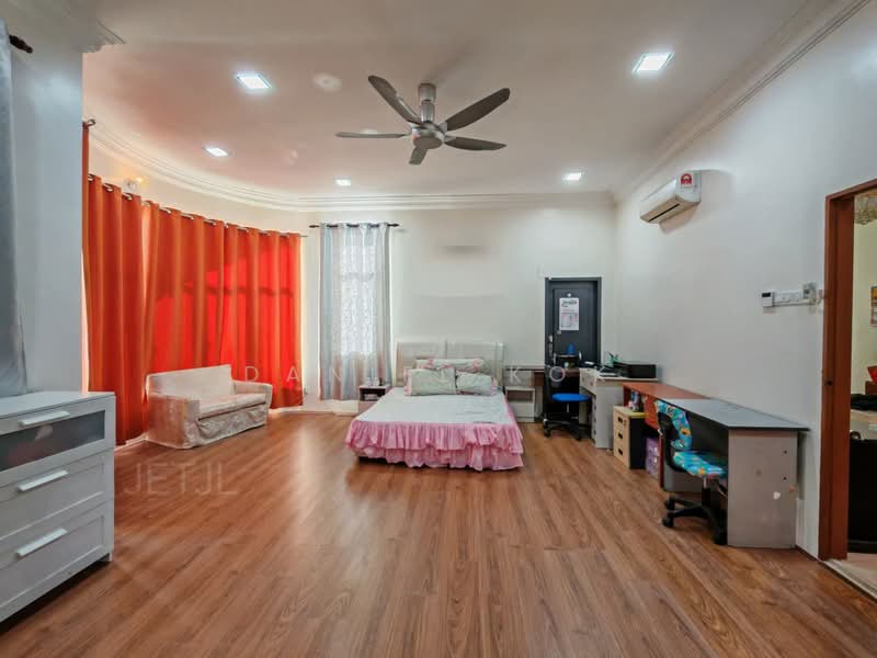 Rumah Berkembar untuk Dijual di Kampung Batu Belah (Klang) - Daniel Kok - Bedroom - PropertyGuru.com.my