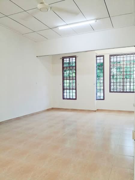 Rumah Teres 2-Tingkat untuk Dijual di Taman Desa Tebrau (Tebrau) - Stella Chia - Interior - PropertyGuru.com.my