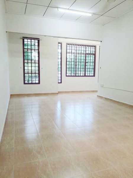 Rumah Teres 2-Tingkat untuk Dijual di Taman Desa Tebrau (Tebrau) - Stella Chia - Interior - PropertyGuru.com.my