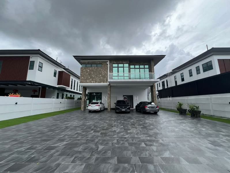 Bungalow House for Sale in Setia Tropika (Johor Bahru) - Calvin Chuah - Exterior - PropertyGuru.com.my