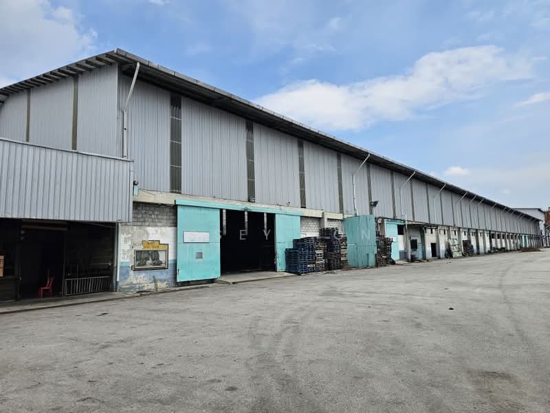 Komersial Berkembar untuk Dijual di Taman Kajang Jaya (Kajang) - Cassey Yong - Exterior - PropertyGuru.com.my