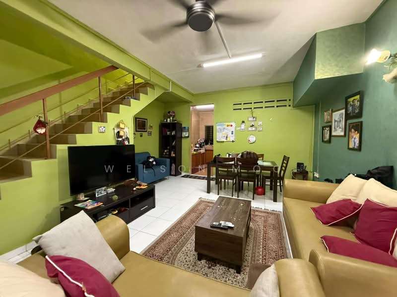 2-storey Terraced House for Sale in Taman Sri Rampai (Wangsa Maju) - Welson Moo - Living Room - PropertyGuru.com.my
