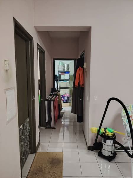 Apartment for Sale at Prima Tiara II - Alven Lim - Corridor - PropertyGuru.com.my