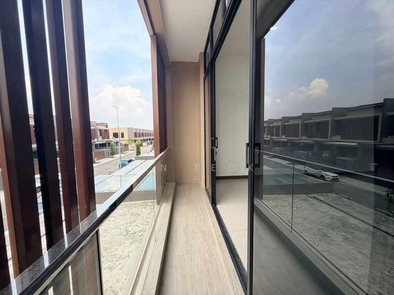 Rumah Teres 2-Tingkat untuk Disewa di Puteri Harbour (Iskandar Puteri (Nusajaya)) - Jin Teok - Balcony - PropertyGuru.com.my
