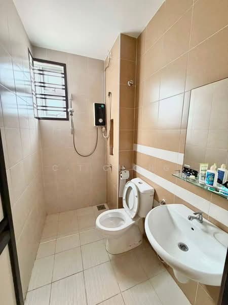 Cluster House for Sale in Skudai (Johor) - C.T Chong - Bathroom - PropertyGuru.com.my