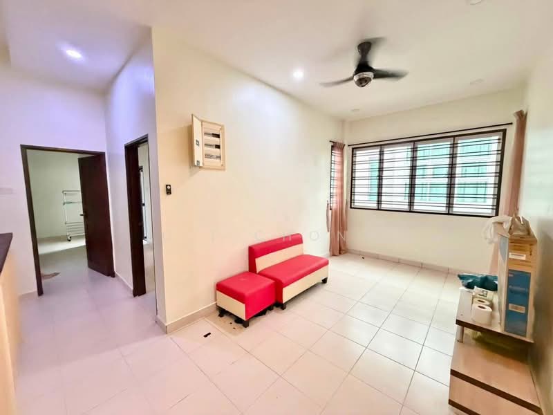 Cluster House for Sale in Skudai (Johor) - C.T Chong - Living Room - PropertyGuru.com.my