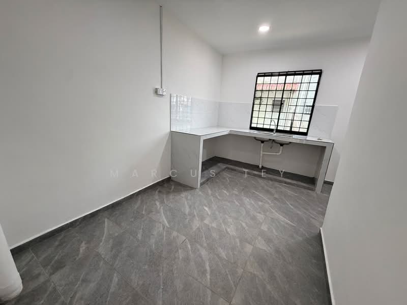 2-storey Terraced House for Sale in Taman Sri Wangsa (Batu Pahat) - Marcus Tey - Kitchen - PropertyGuru.com.my