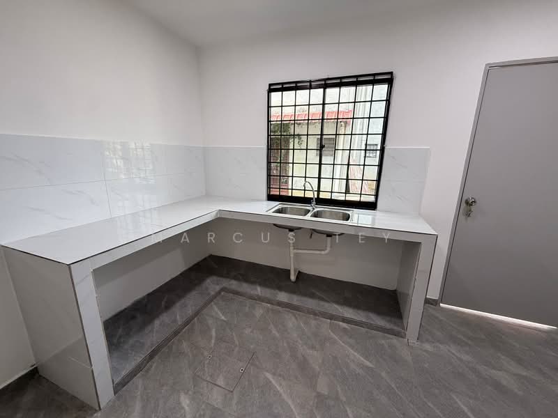 2-storey Terraced House for Sale in Taman Sri Wangsa (Batu Pahat) - Marcus Tey - Kitchen - PropertyGuru.com.my