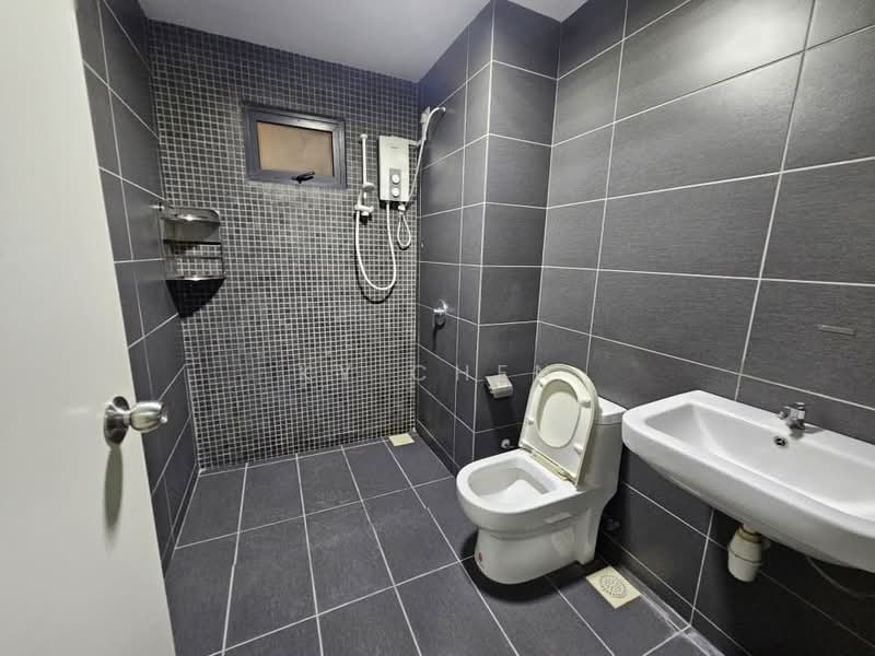 Condominium for Rent at Parkhill Residence - KY CHEN - Bathroom - PropertyGuru.com.my