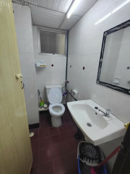 Condominium for Rent at N-Park Condominium - Danny Lim - Bathroom - PropertyGuru.com.my