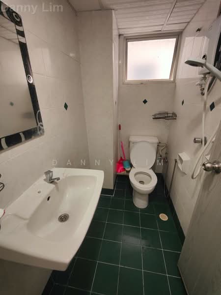 Condominium for Rent at N-Park Condominium - Danny Lim - Bathroom - PropertyGuru.com.my