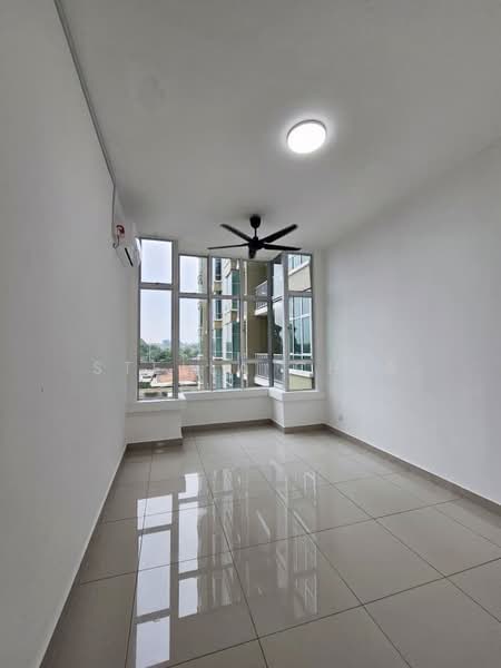 Apartment for Rent at Seri Molek Perdana - Stella Chia - Living Room - PropertyGuru.com.my