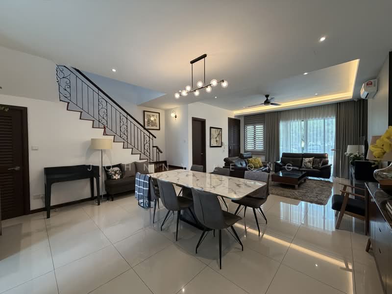 Rumah Teres 2-Tingkat untuk Dijual di Setia Eco Glades (Cyberjaya) - Johnny Leong - Living Room - PropertyGuru.com.my