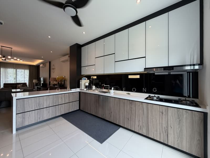 Rumah Teres 2-Tingkat untuk Dijual di Setia Eco Glades (Cyberjaya) - Johnny Leong - Kitchen - PropertyGuru.com.my