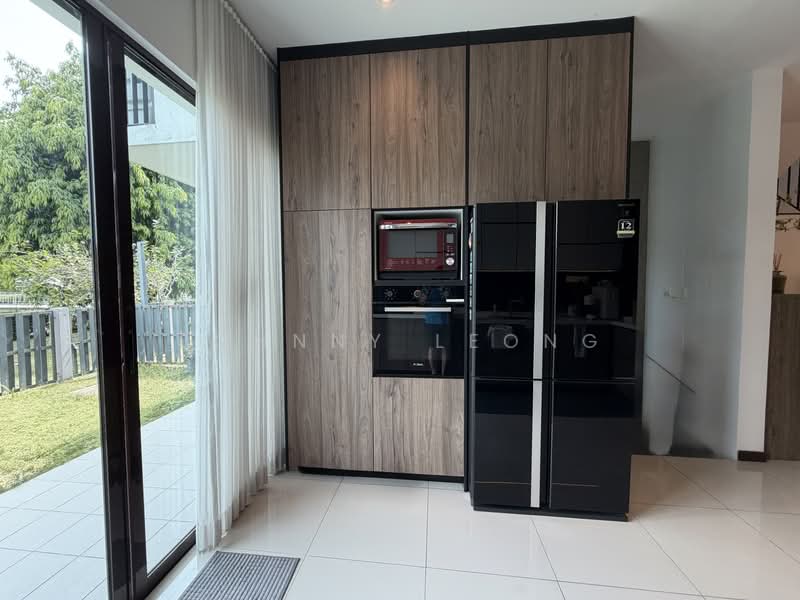 Rumah Teres 2-Tingkat untuk Dijual di Setia Eco Glades (Cyberjaya) - Johnny Leong - Kitchen - PropertyGuru.com.my