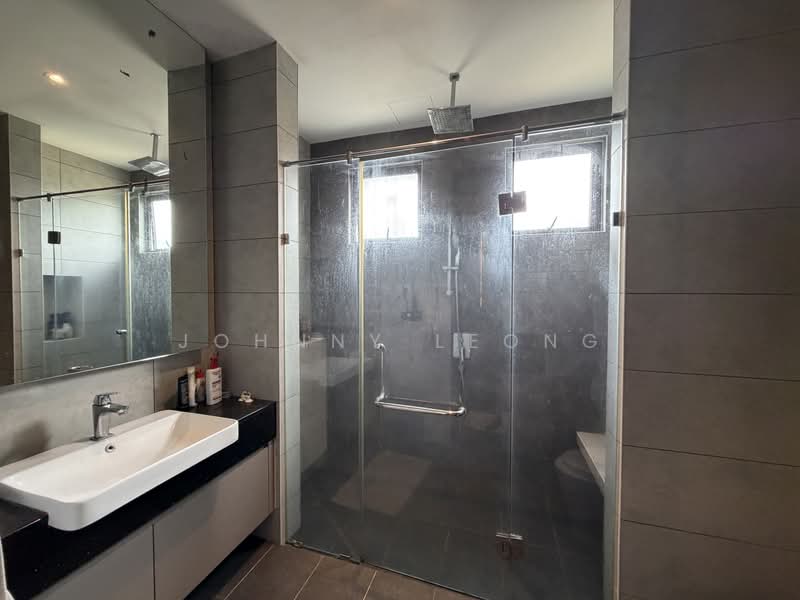 Rumah Teres 2-Tingkat untuk Dijual di Setia Eco Glades (Cyberjaya) - Johnny Leong - Bathroom - PropertyGuru.com.my