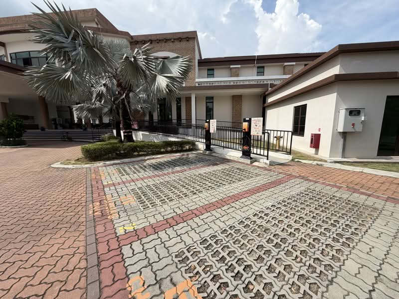 Rumah Teres 2-Tingkat untuk Dijual di Setia Eco Glades (Cyberjaya) - Johnny Leong - Exterior - PropertyGuru.com.my
