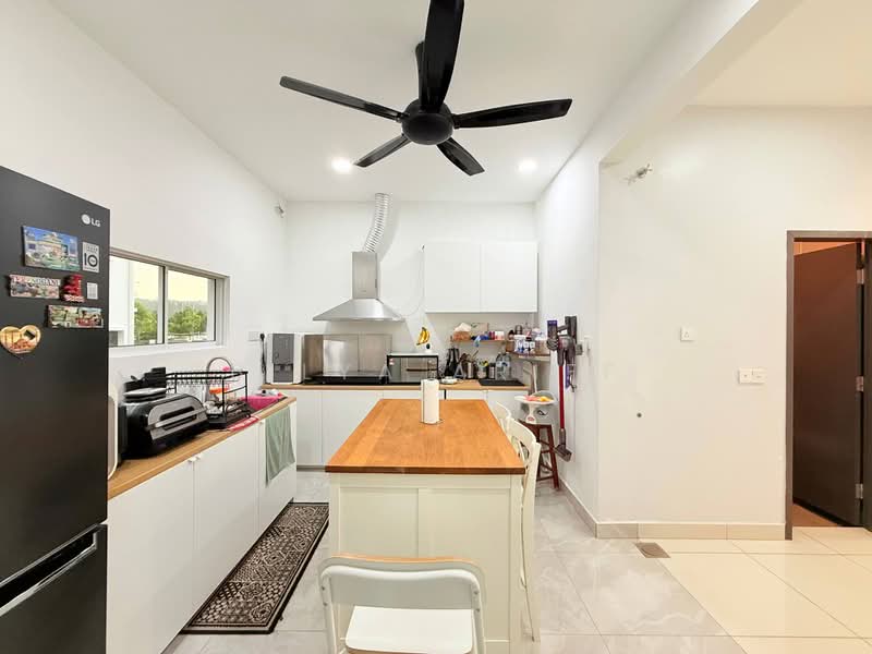 Rumah Teres 2-Tingkat untuk Dijual di Alam Sari (Bangi) - BILYA ARIFF - Kitchen - PropertyGuru.com.my