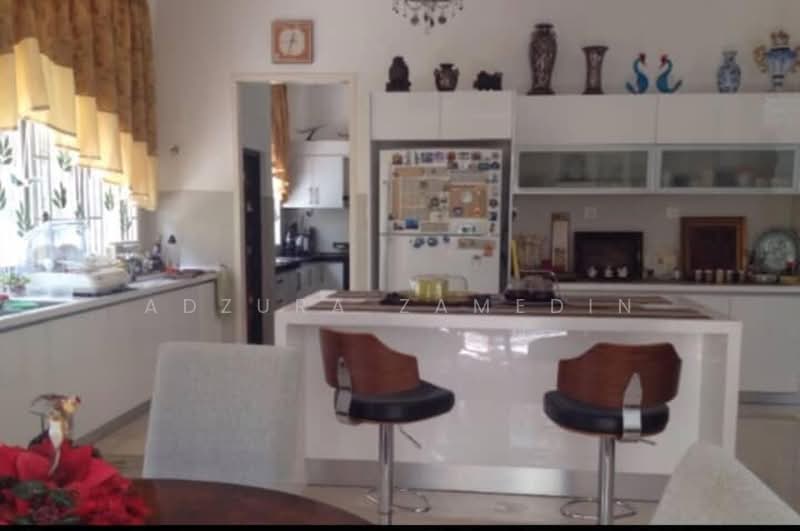 Bungalow House for Sale in The Valley TTDI (Ampang) - Adzura Zamedin - Kitchen - PropertyGuru.com.my