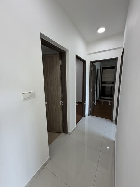 Service Residence for Rent at Country Garden Central Park - UMAIR ZANIL - Corridor - PropertyGuru.com.my