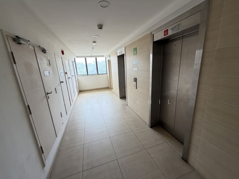 Service Residence for Rent at Country Garden Central Park - UMAIR ZANIL - Corridor - PropertyGuru.com.my