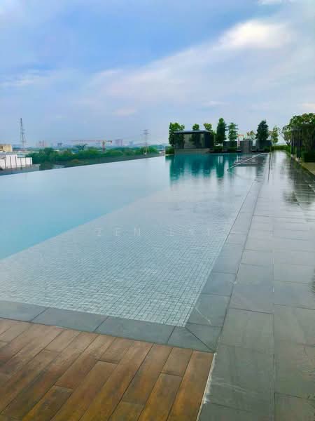Service Residence for Rent at SouthPlace Residences @ Tropicana Metropark - Zen Lai - Pool - PropertyGuru.com.my