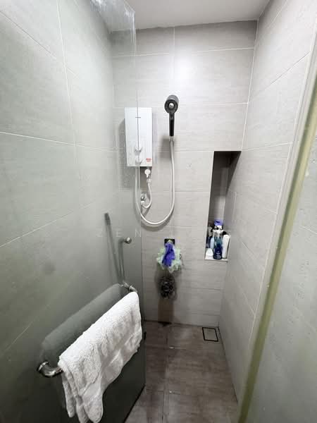 Service Residence for Rent at SouthPlace Residences @ Tropicana Metropark - Zen Lai - Bathroom - PropertyGuru.com.my