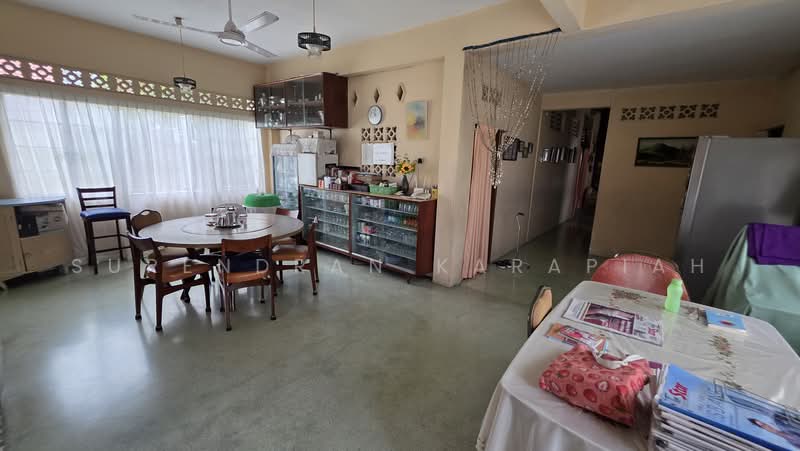 Bungalow House untuk Dijual di Seksyen 11 (Petaling Jaya) - Surendran Karapiah - Dining Room - PropertyGuru.com.my