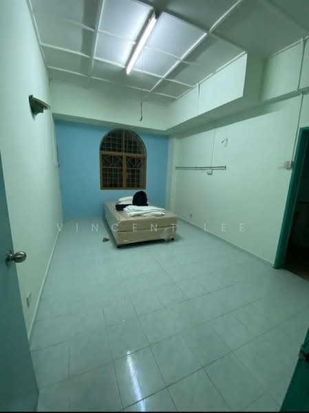 Pangsapuri untuk Disewa di Bustan Shamelin - Vincent Lee - Bedroom - PropertyGuru.com.my
