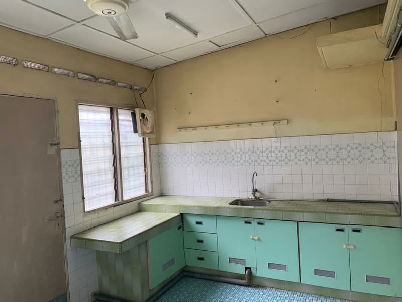 Rumah Teres 2-Tingkat untuk Dijual di Sri Petaling (Kuala Lumpur) - Kor Kok Tee - Kitchen - PropertyGuru.com.my
