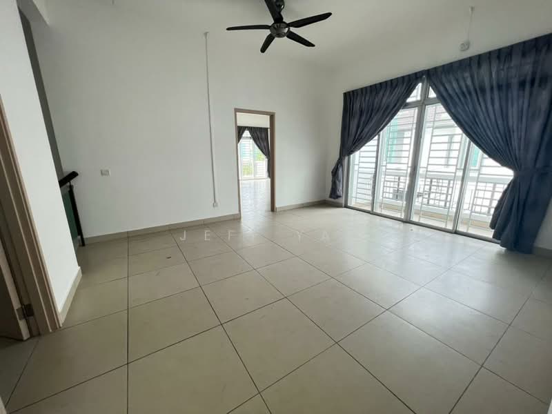 Semi-Detached House for Sale in Taman Nusa Bestari (Iskandar Puteri (Nusajaya)) - Jeff Yap - Living Room - PropertyGuru.com.my