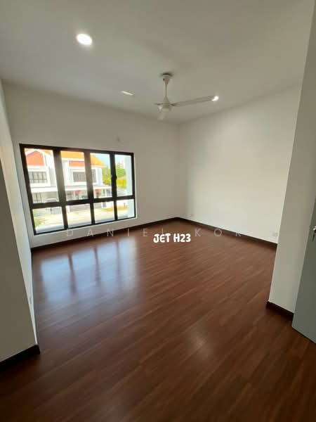 2-storey Terraced House for Sale in Setia Utama (Setia Alam) - Daniel Kok - Living Room - PropertyGuru.com.my