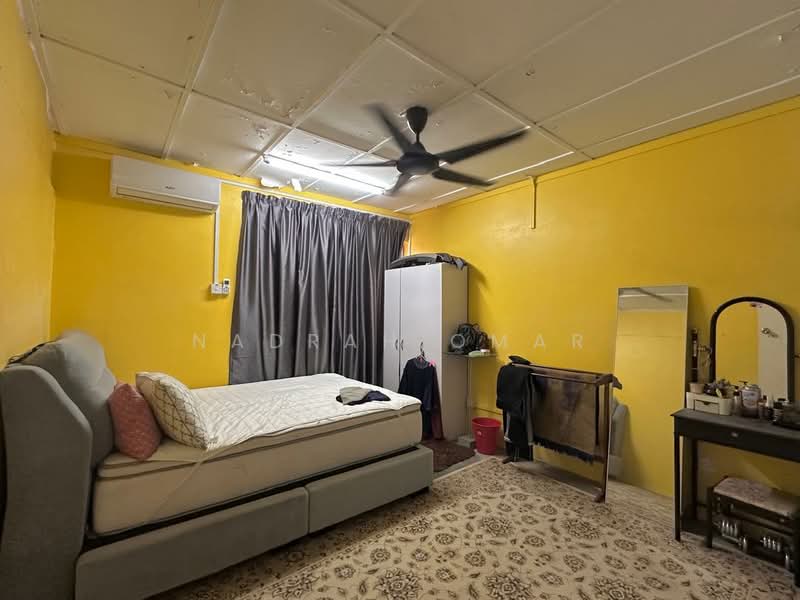 2-storey Terraced House for Sale in Bandar Sri Damansara (Selangor) - Nadrah Omar - Bedroom - PropertyGuru.com.my