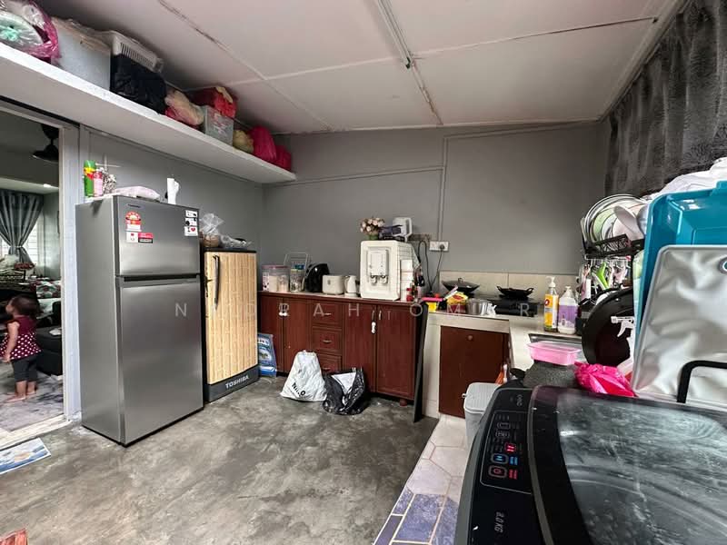 2-storey Terraced House for Sale in Bandar Sri Damansara (Selangor) - Nadrah Omar - Kitchen - PropertyGuru.com.my