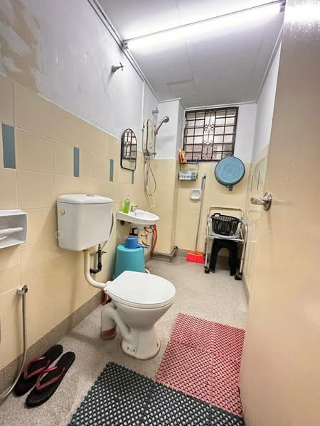 Terraced House for Sale in Taman Sutera (Kajang) - Sofea Md Saad - Bathroom - PropertyGuru.com.my