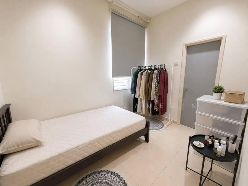 Semi-Detached House for Sale in Bandar Saujana Putra (Tanjong Duabelas) - Adzura Zamedin - PropertyGuru.com.my