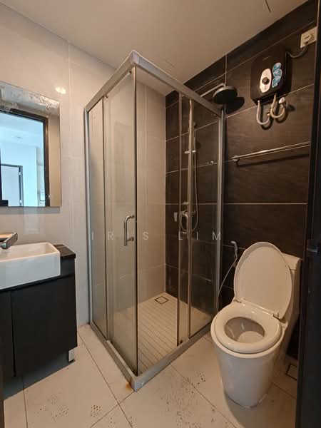 Condominium for Sale at Bay Point @ Country Garden Danga Bay - Iris Lim - PropertyGuru.com.my