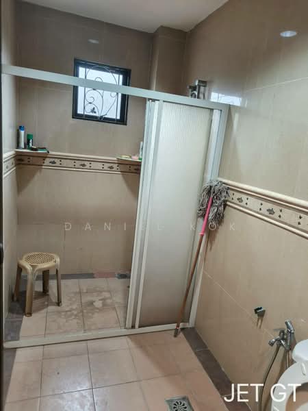 Rumah Berkembar untuk Dijual di Mutiara Bukit Raja (Kapar) - Daniel Kok - Bathroom - PropertyGuru.com.my