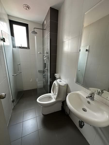 Semi-Detached House for Sale in Setia Damai (Setia Alam) - Jess Tee - Bathroom - PropertyGuru.com.my