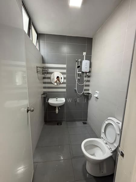 Rumah Kluster untuk Disewa di Taman Gaya (Ulu Tiram) - Li Wei - Bathroom - PropertyGuru.com.my