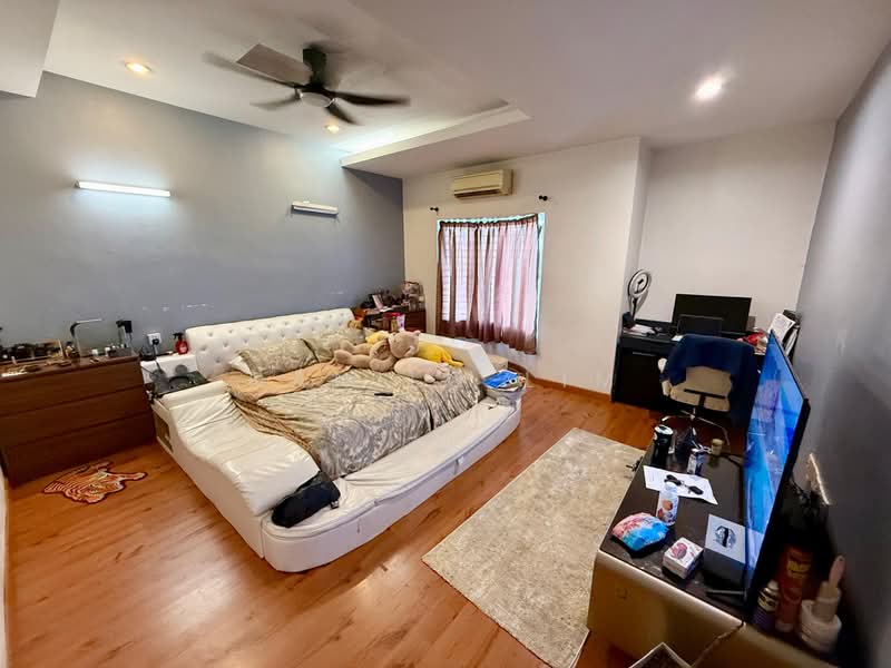 Rumah Berkembar untuk Dijual di Bandar Tun Hussein Onn (Cheras) - Danilo Lim - Bedroom - PropertyGuru.com.my