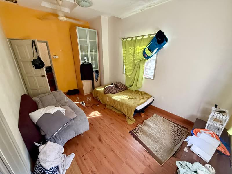 Rumah Berkembar untuk Dijual di Bandar Tun Hussein Onn (Cheras) - Danilo Lim - Bedroom - PropertyGuru.com.my
