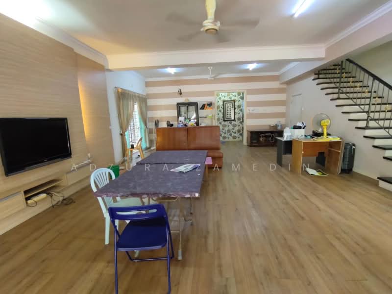 Semi-Detached House for Sale in Sungai Long (Bandar Sungai Long) - Adzura Zamedin - Living Room - PropertyGuru.com.my