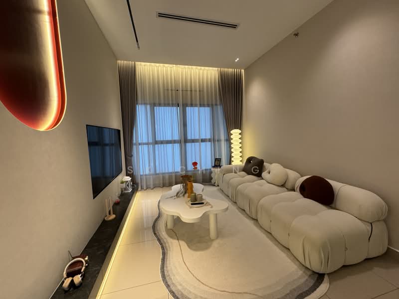 Kediaman Servis untuk Dijual di The Atera @ Petaling Jaya - Phase 2 - SK Ching - Living Room - PropertyGuru.com.my