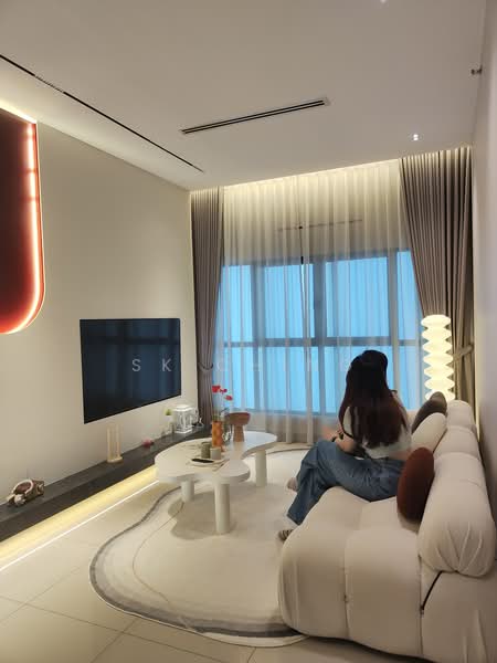Kediaman Servis untuk Dijual di The Atera @ Petaling Jaya - Phase 2 - SK Ching - Living Room - PropertyGuru.com.my